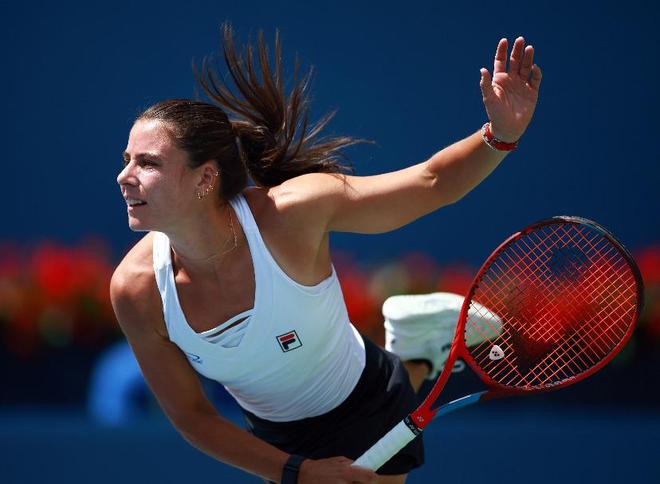 现出明显的 现出明显的